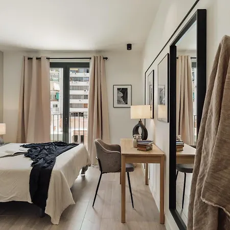 Turru - 3 Bedrooms And Pool In Eixample Esquerra Barcelona