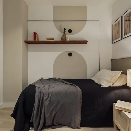 Turru - 3 Bedrooms And Pool In Eixample Esquerra ברצלונה