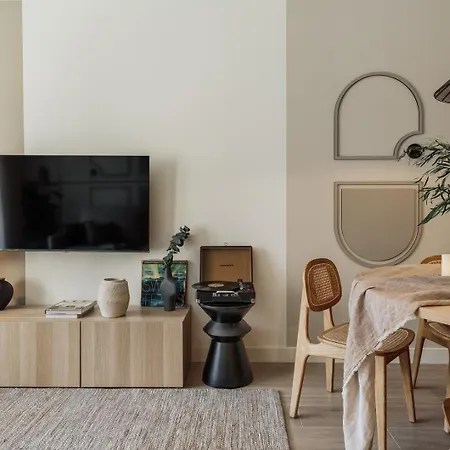 Turru - 3 Bedrooms And Pool In Eixample Esquerra דירה